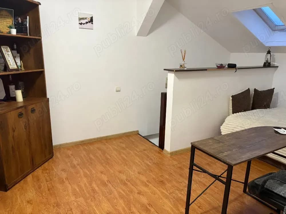 Propietar, ofer spre închiriere apartament cu 3 camere, B-dul Gării - imagine 1