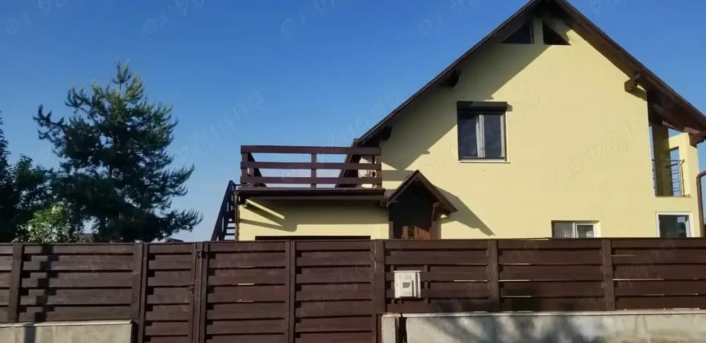 Vila Stupini in zona linistita - imagine 1