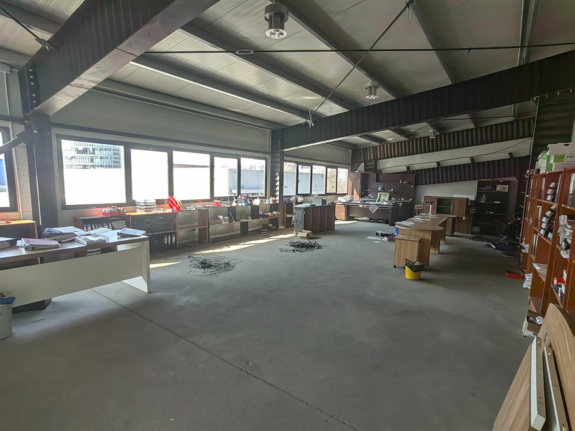 De inchiriat Hala industrială moderna Tetarom Tăietură Turcului - imagine 1