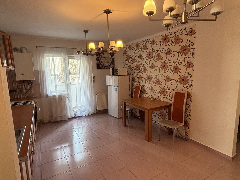 Inchiriez ap.2 camere inima cartierului Zorilor