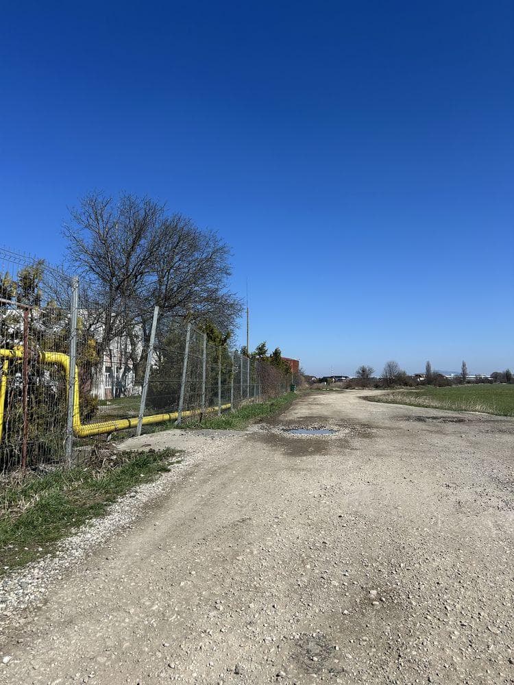 Teren intravilan industrial/comercial - Brasov-Bartolomeu-8112 mp - imagine 1