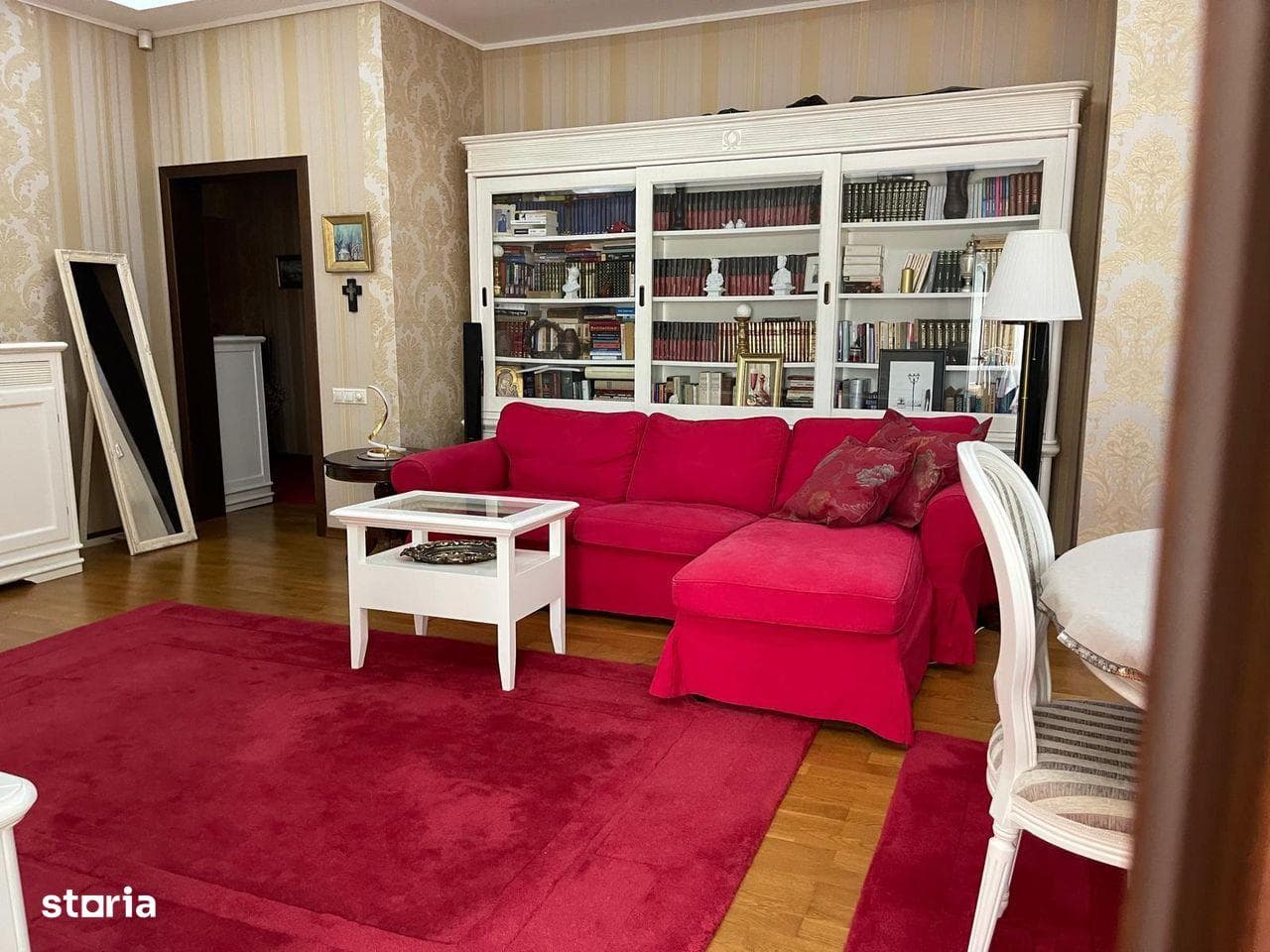 ULTRACENTRAL , apartament 4 camere - imagine 1