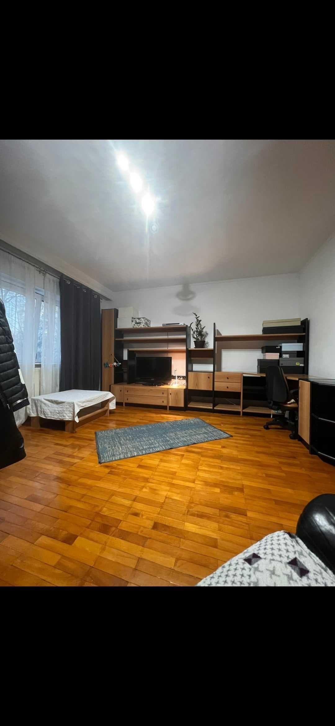 Apartment 3 camere zona Capitol Constanța