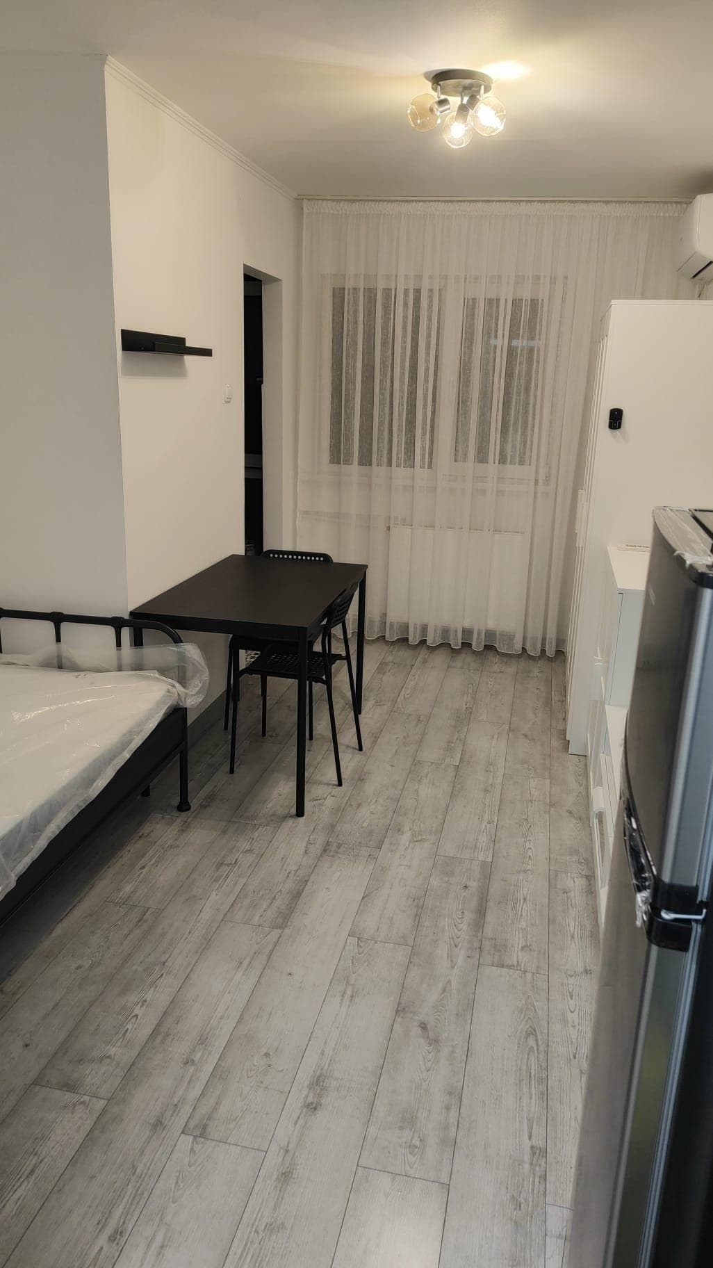 Închiriez garsoniera,Tomis Nord,strada Badea Cartan