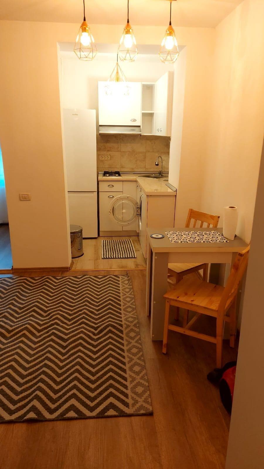 Garsoniera de inchiriat Billa Far