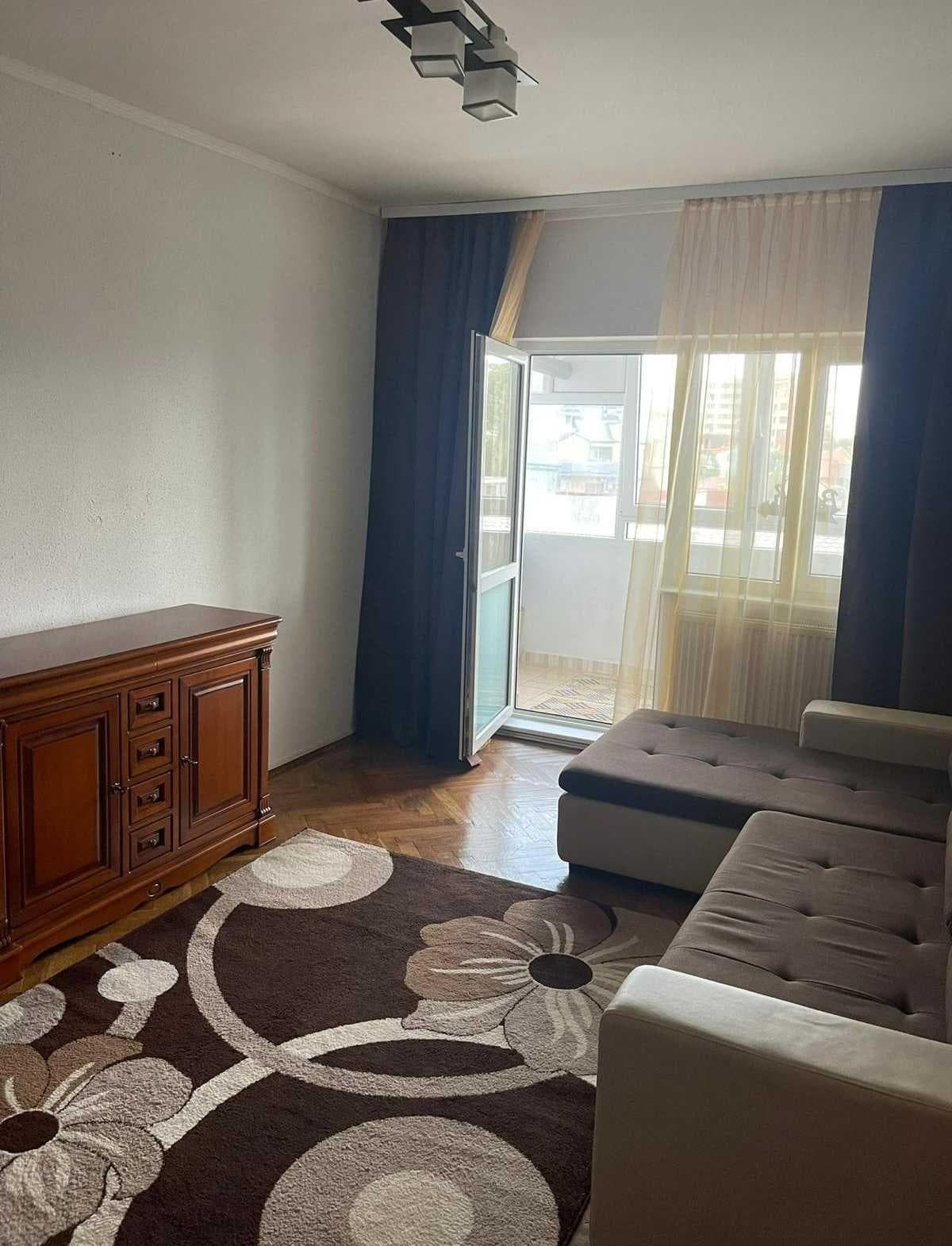 inchiriez apartament zona delfinariu