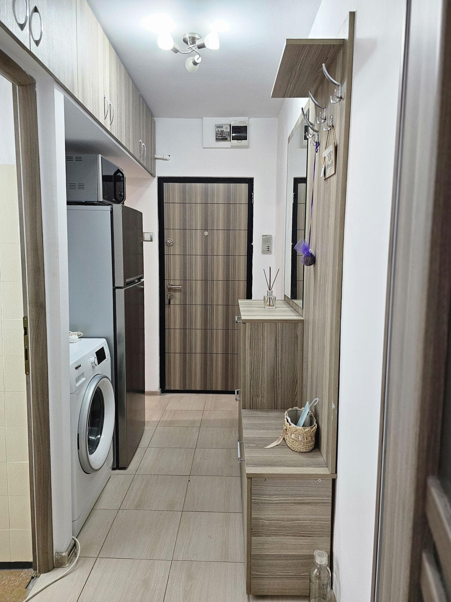 Inchiriez apartament Tomis Nord - imagine 1