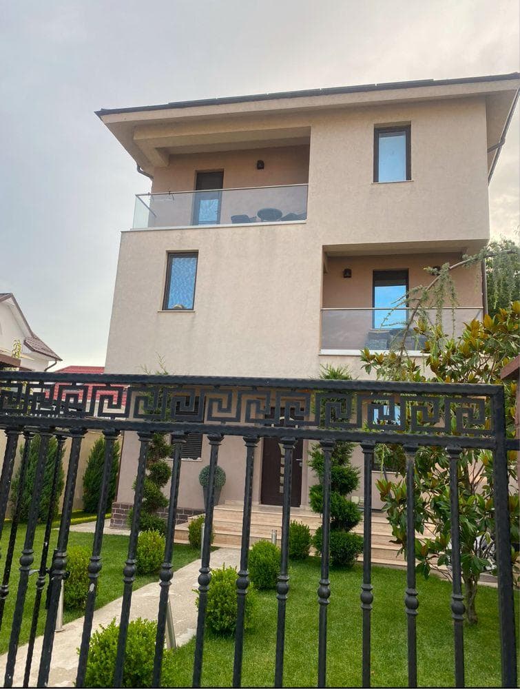 Vila de inchiriat  Mamaia Nord