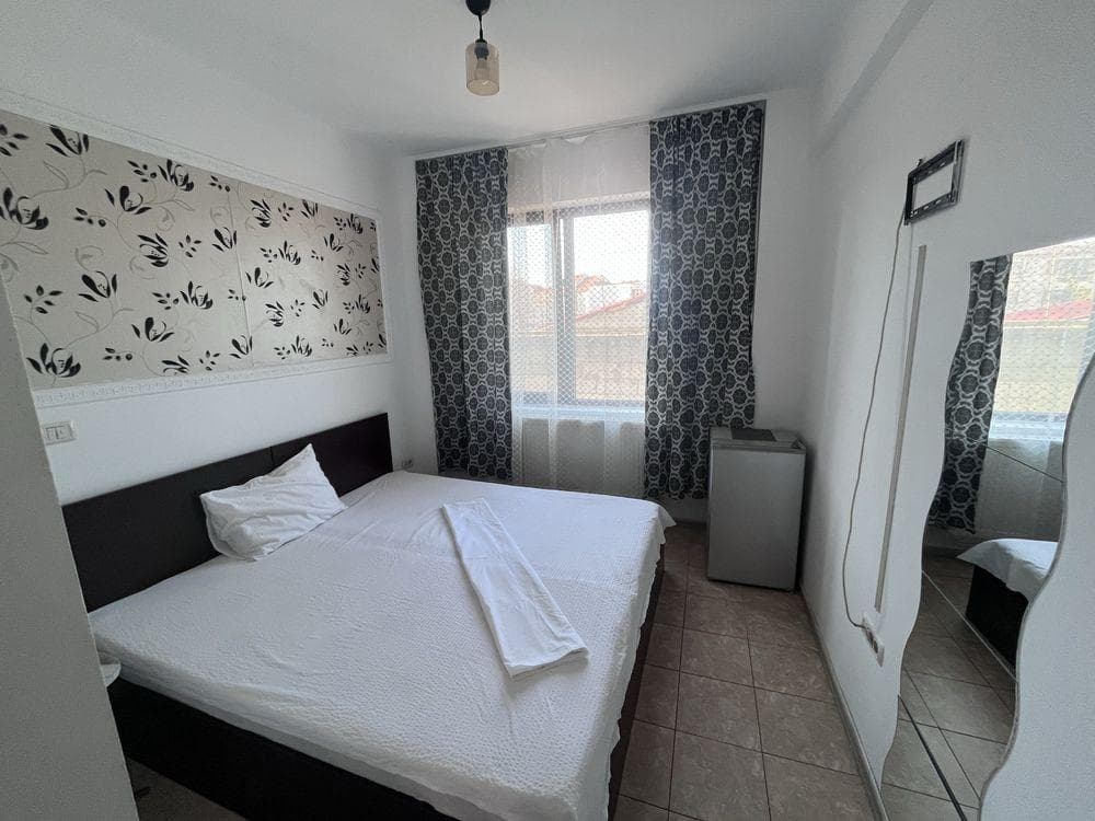 Închiriez cameră mobilată – utilități incluse – Constanța - imagine 1