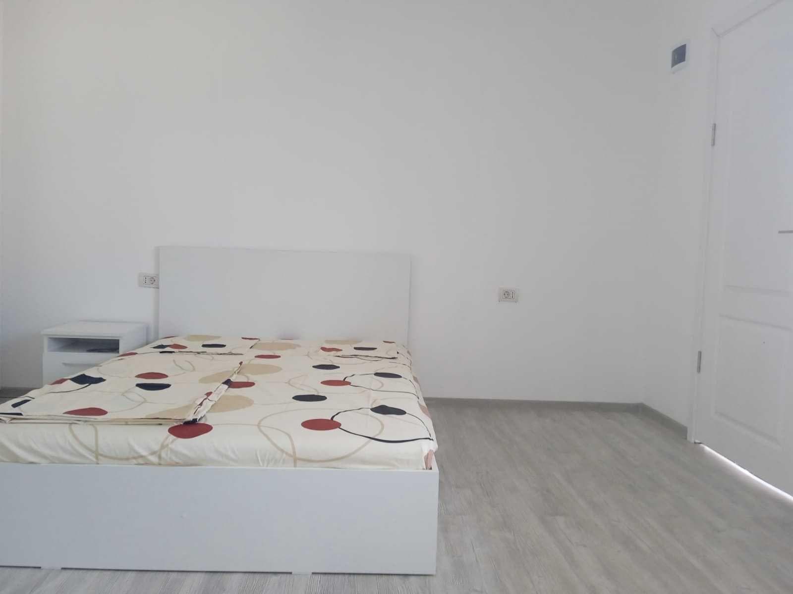 Camere la curte de inchiriat - imagine 1