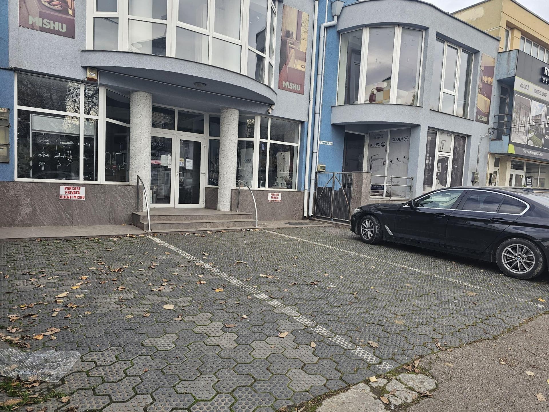 Spatiu comercial 664 mp P+1 central, str Poporului colt str.Baba Novac - imagine 1