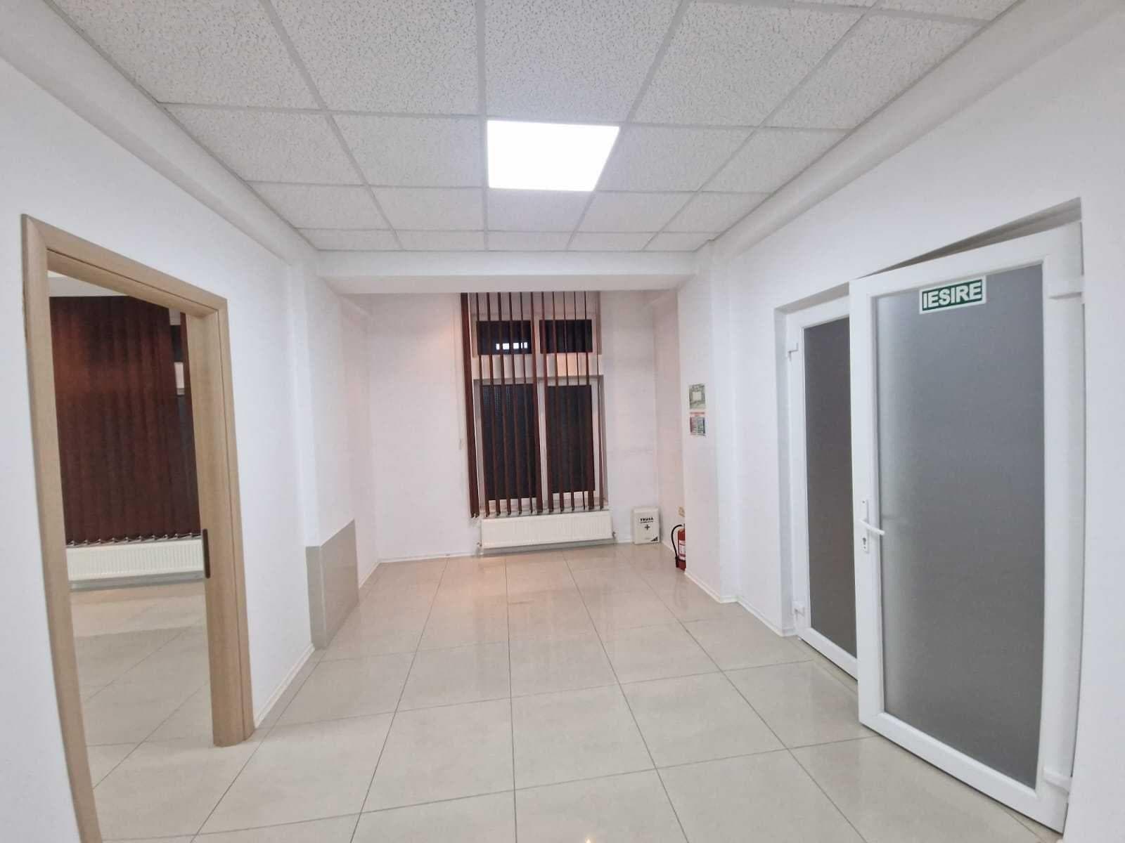 Spaţiu de birouri ultracentral - imagine 1