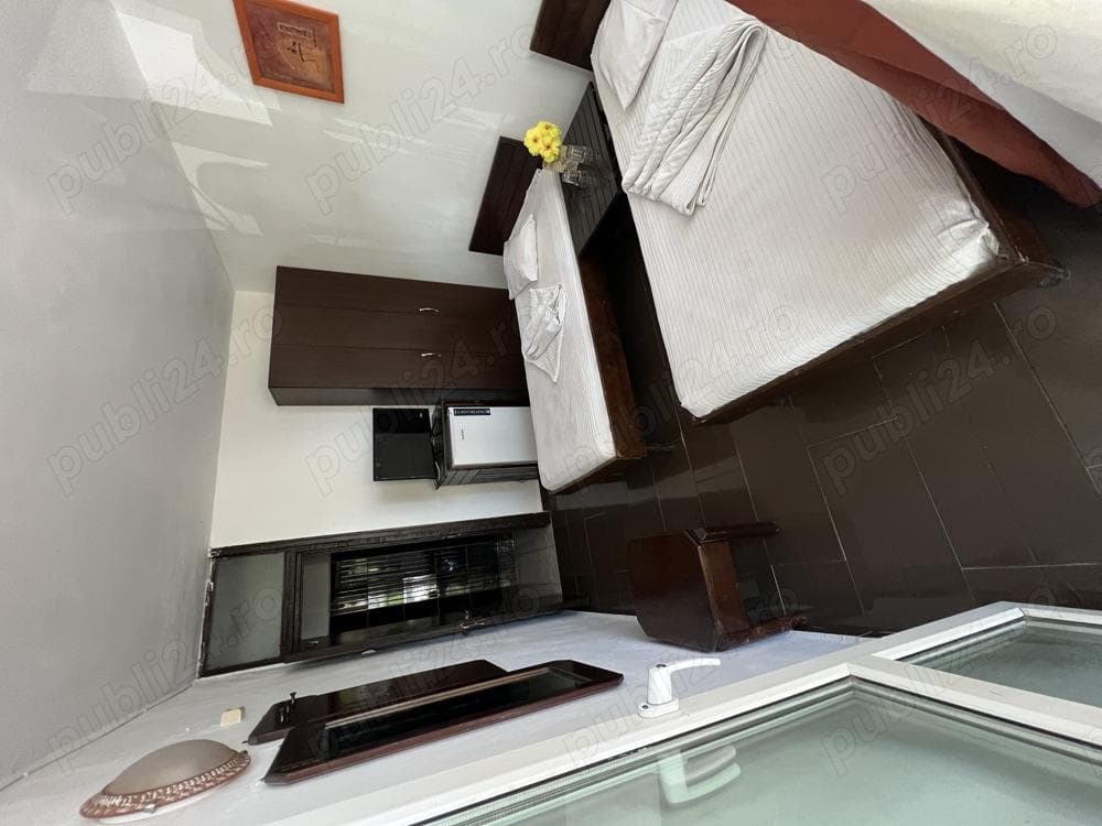 Hotel în Constanța închiriem cameră 2 persoane 1200 lei întreținere inclusă