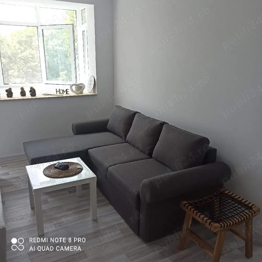 Chirie apartament zona Spital - imagine 1