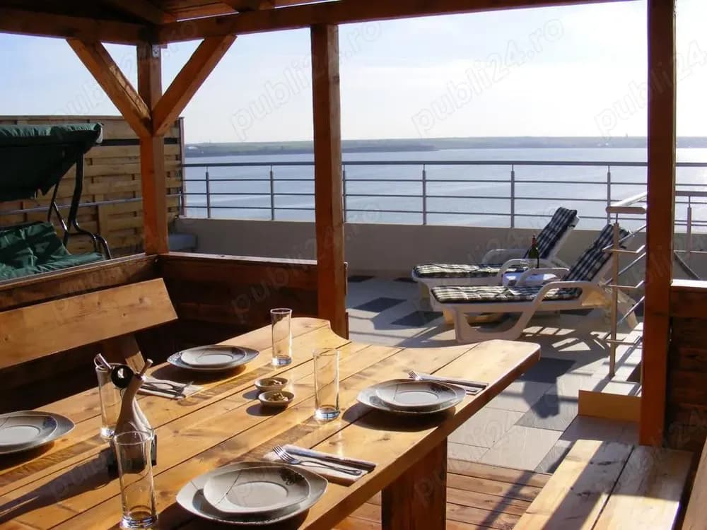 Inchiriere apartament cu terasa