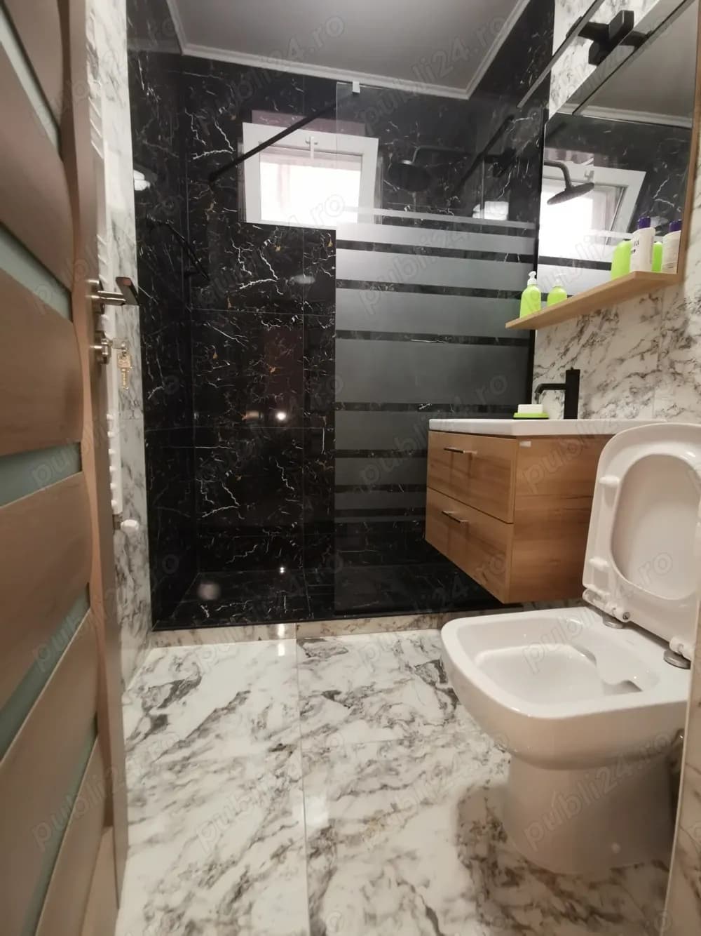 Delfinariu apartament 2 camere de închiriat