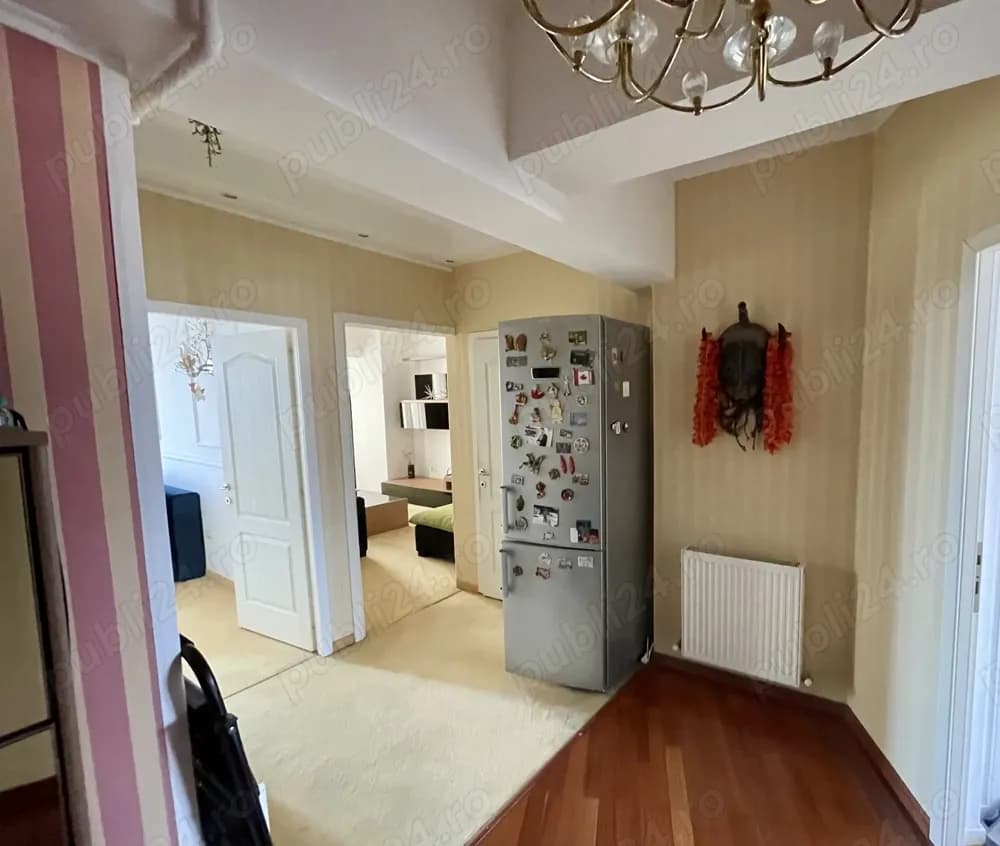 Apartament 3 camere de închiriat termen lung  spațios, modern și luminos!