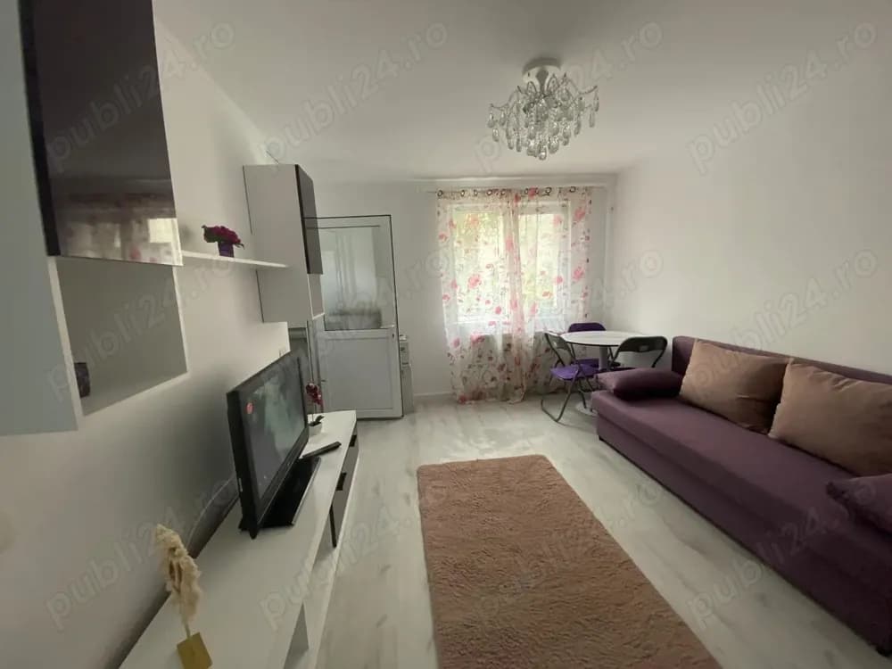 Vând garsonieră zona Tomis Nord - imagine 1