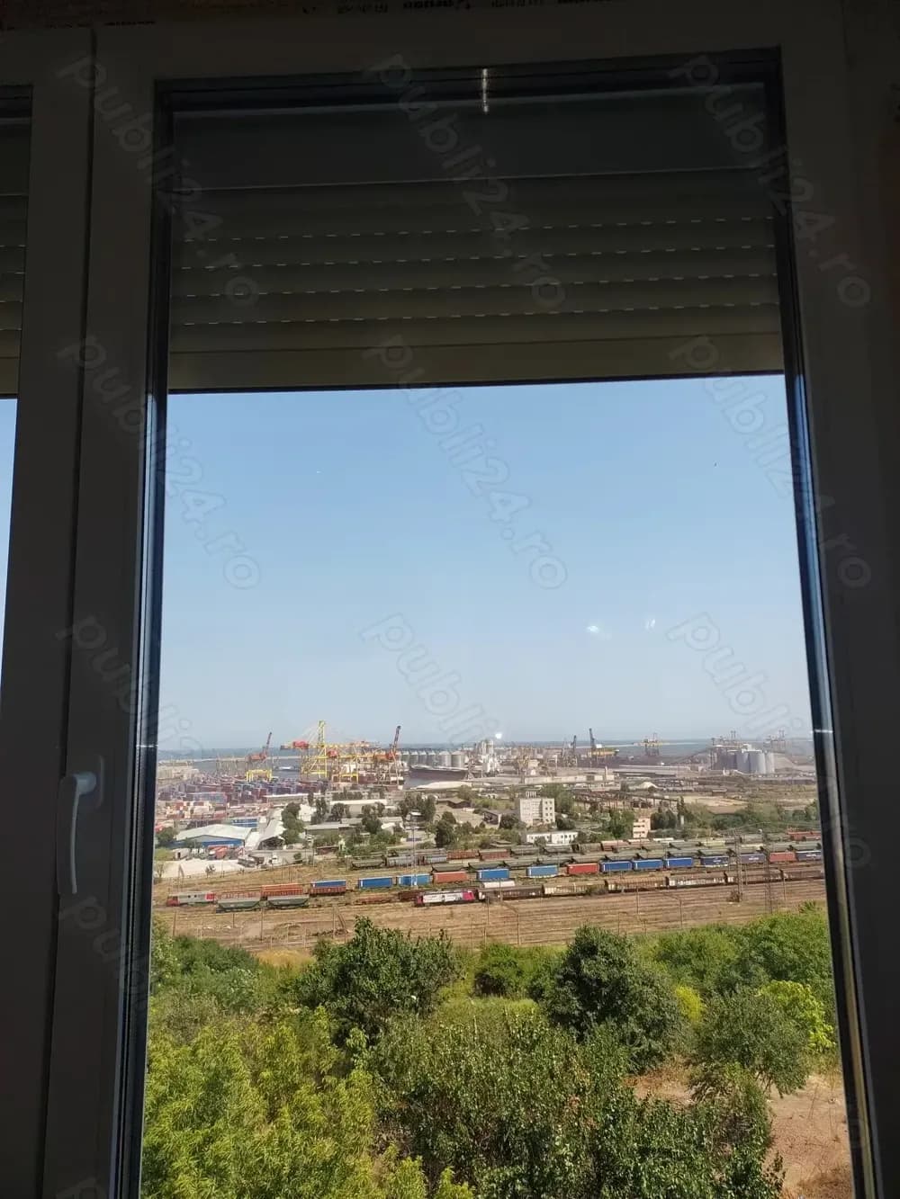 Vând garsonieră Far - Billa