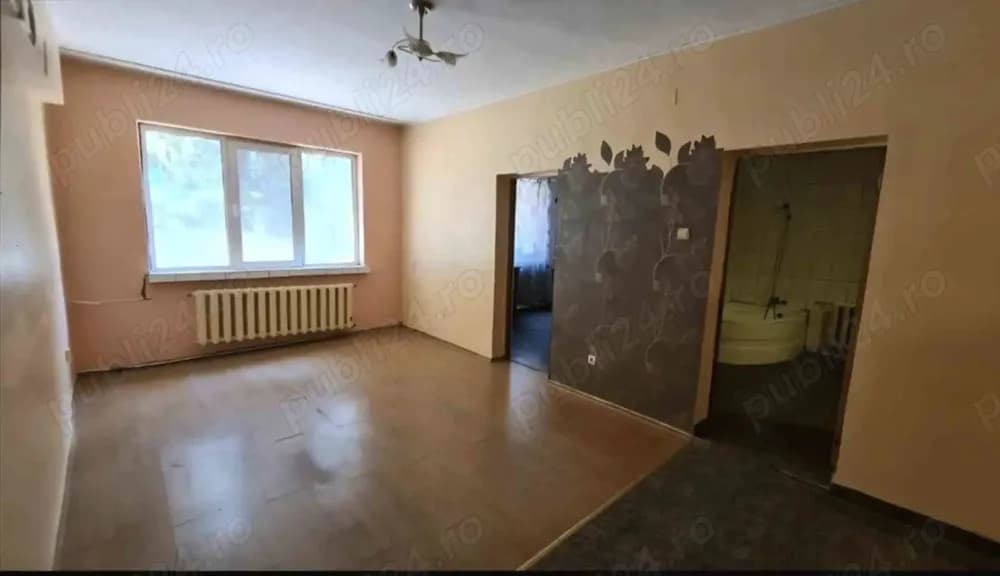Apartament spațios 2 camere, zona CET Constanța, proprietar