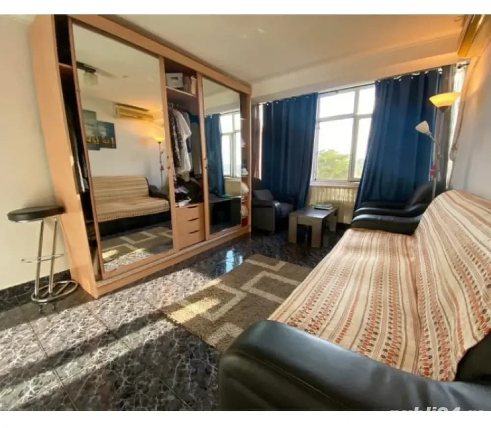 Vand apartament 2 camere langa Bdul Mamaia