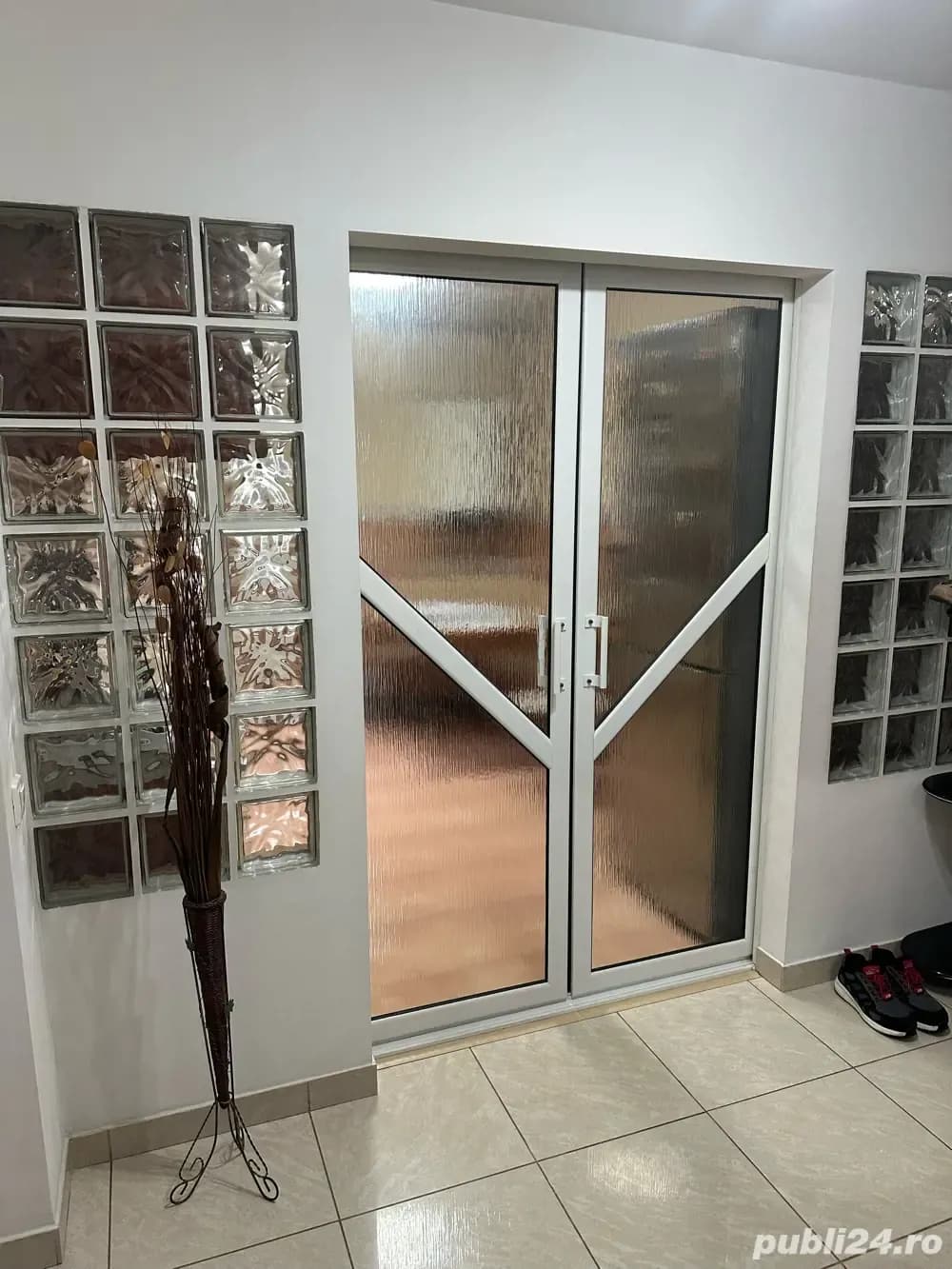 Vanzare Apartament - imagine 1