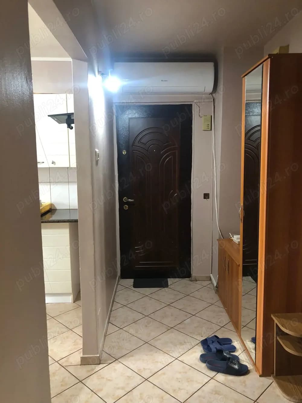 Vând apartament 3 camere decomandate   faleza nord, constanța str. pescarilor nr. 45 | bloc fz 13b,