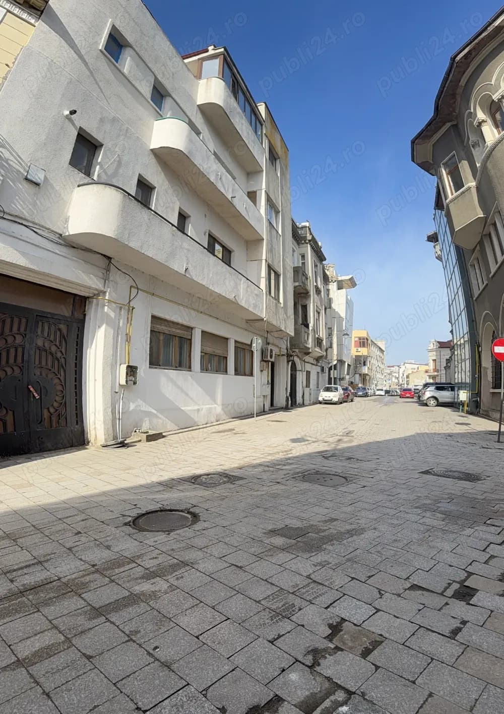 De Vânzare Apartament Istorico-Modern   Piața Ovidiu, Constanța   Direct de la Proprietar