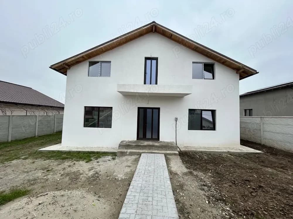 Vilă la cheie in Lumina zonă rezidentială