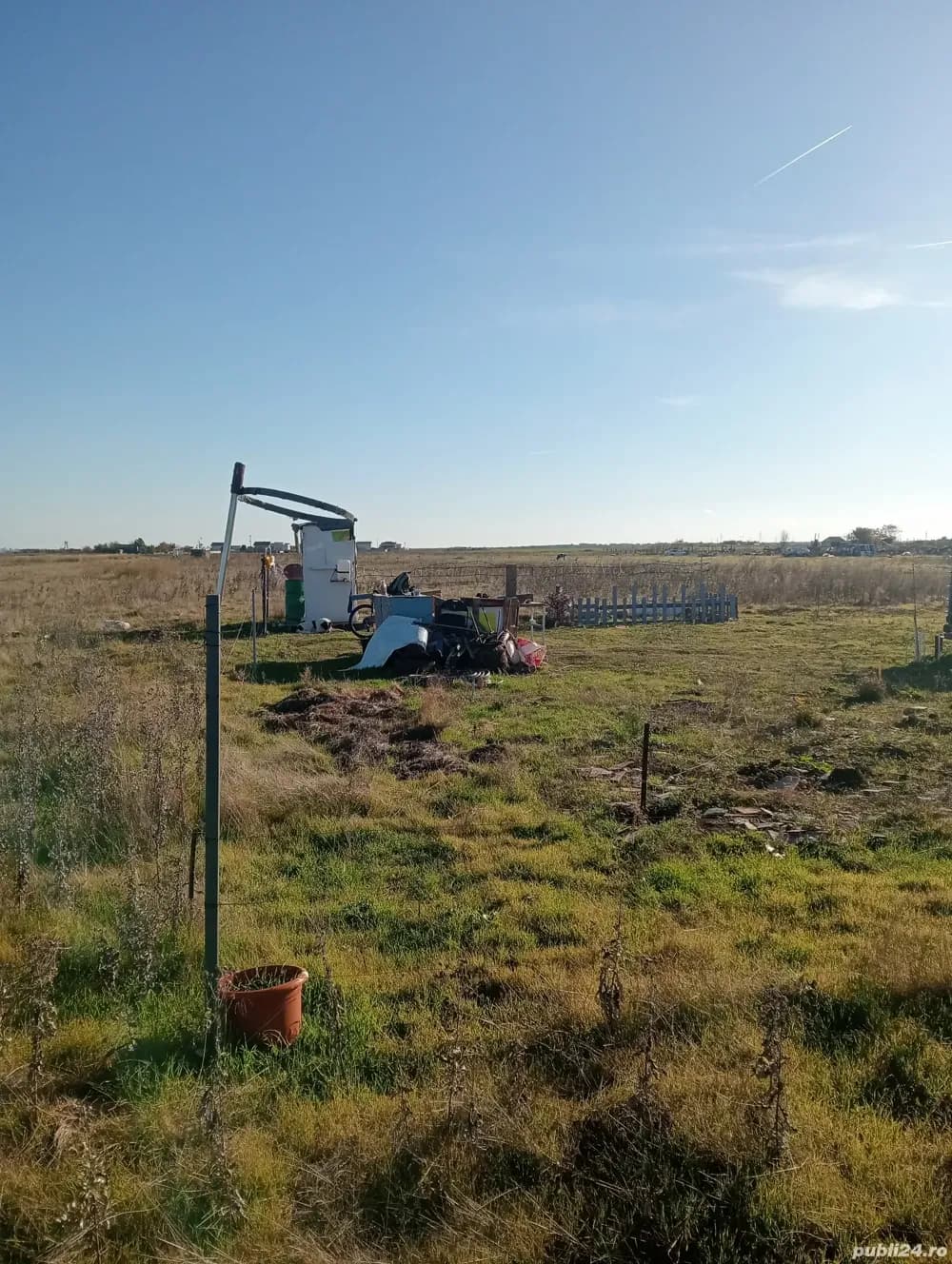 Vând teren extravilan