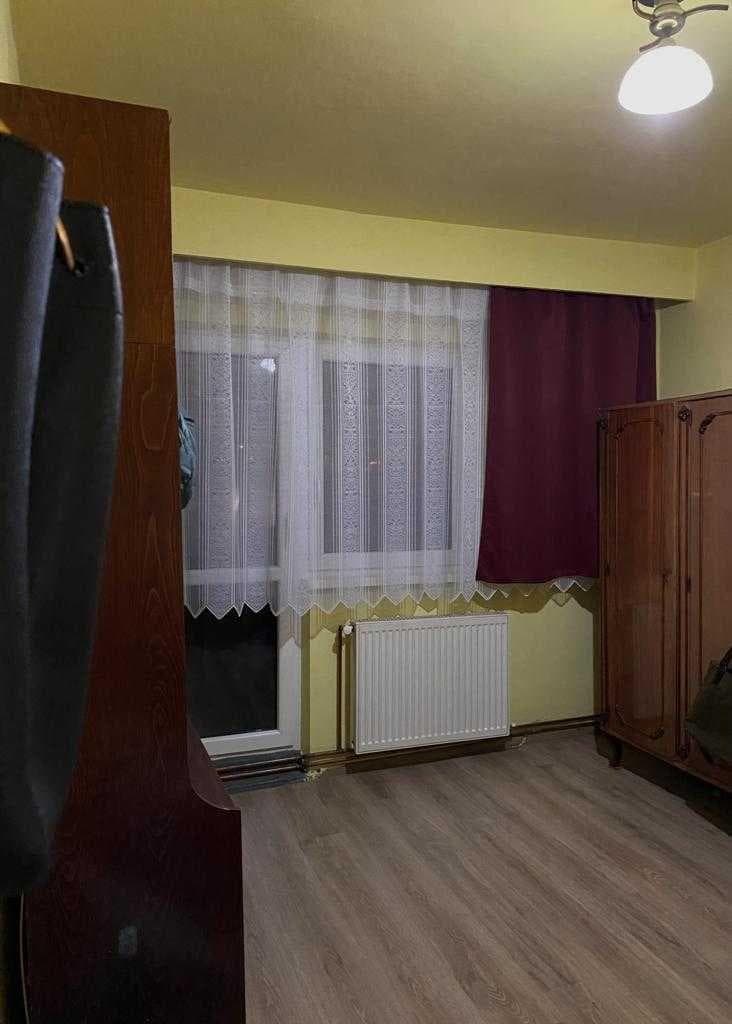 Vand apartament cu 3 camere - imagine 8