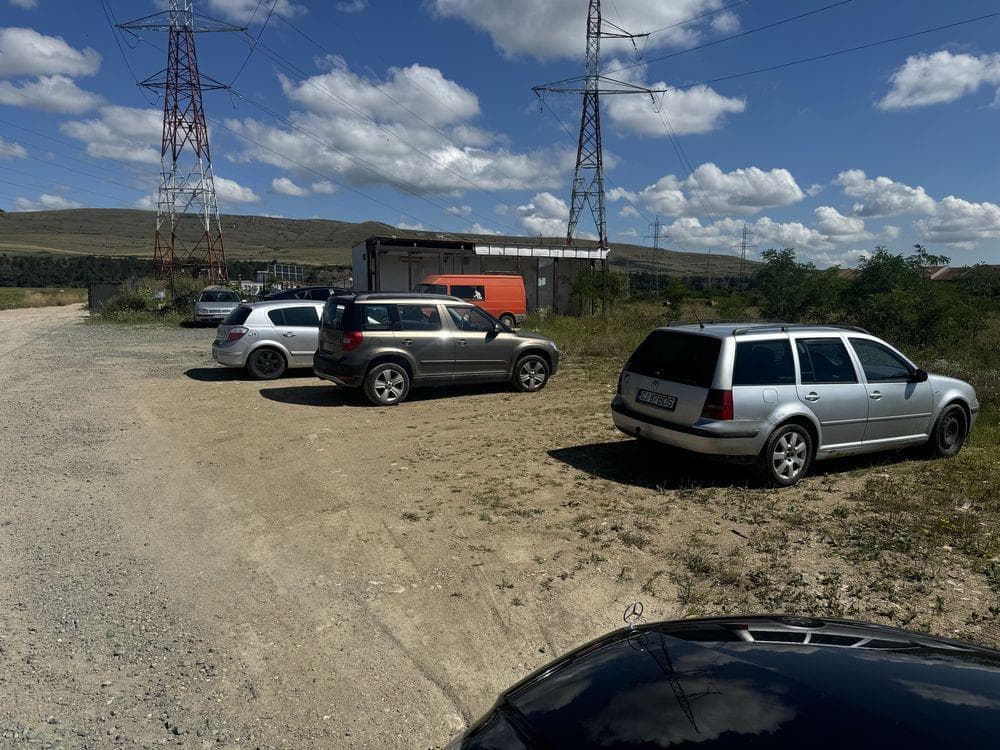 Inchiriez platforma si container la iesirea din Floresti la DN 1 E 60 - imagine 1