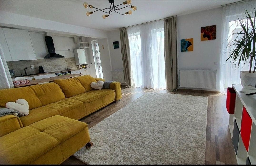 Inchiriez Apartament 2 cam spatios si cu gradina Brasov Coresi - imagine 1