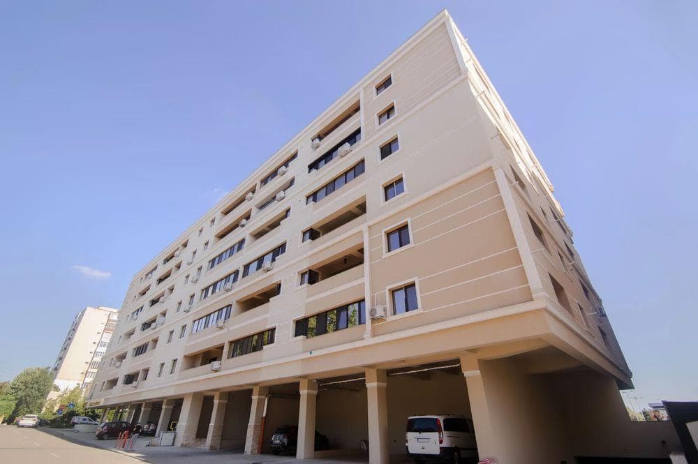 Apartament 2 camere bloc Nou - imagine 1