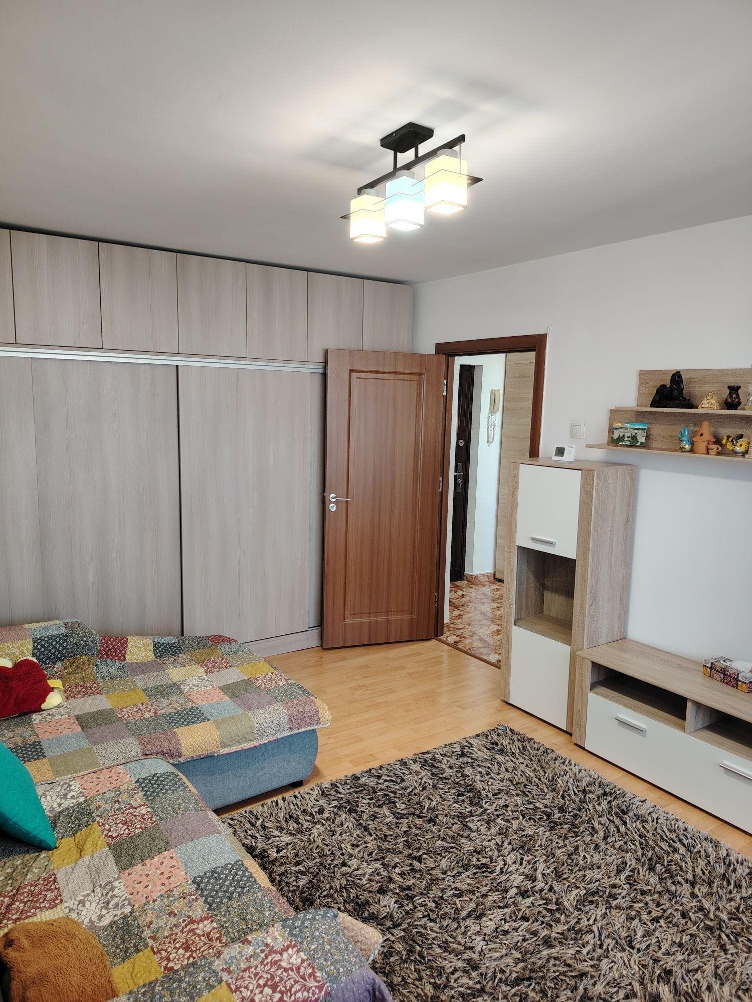 Apartament 2 camere de vânzare - Zona Tic Tac, Strada Cișmelei! - imagine 1