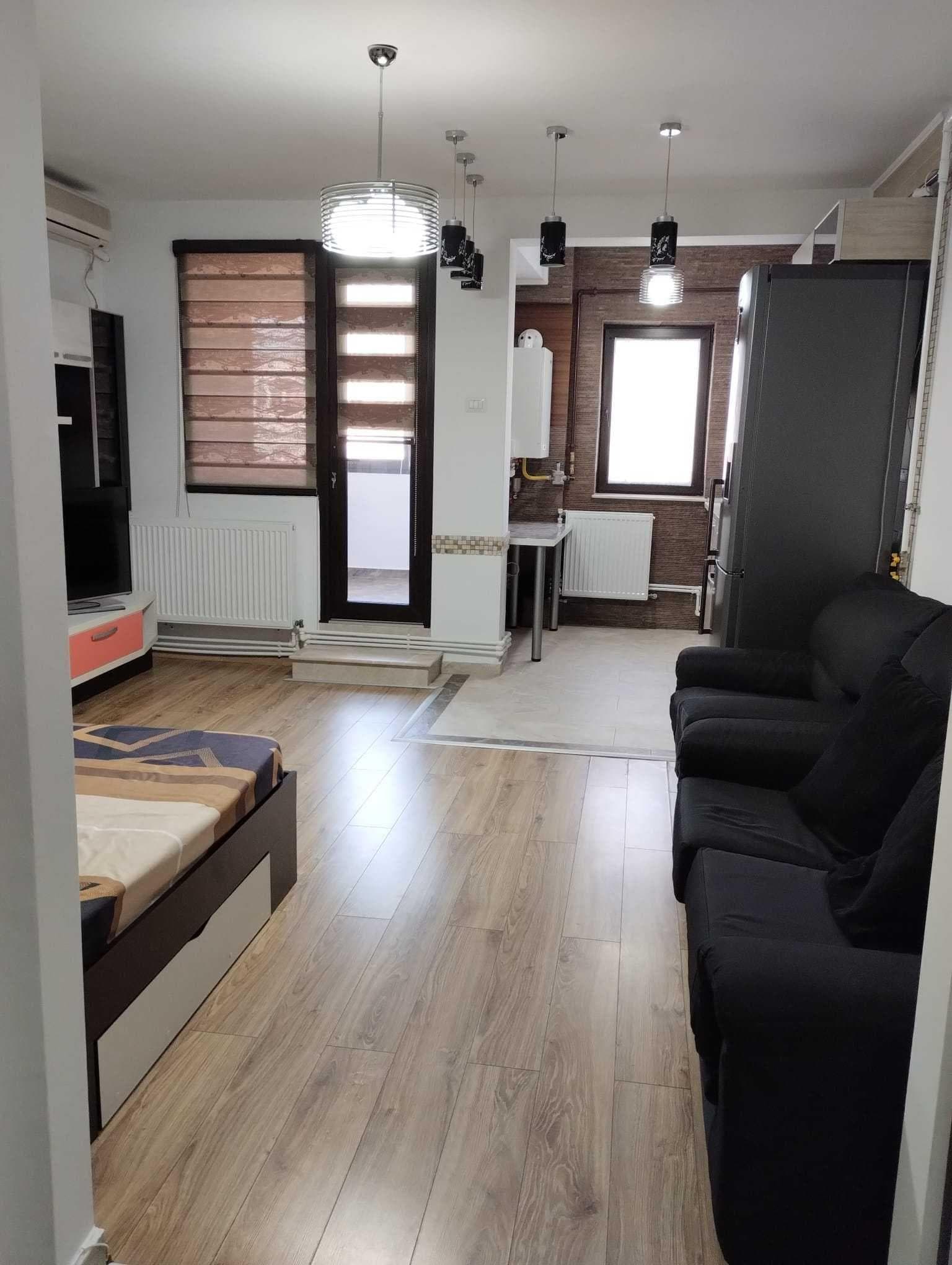 Pers, fizică inchiriez garsonieră zona City Mall( (3 minute) - imagine 1