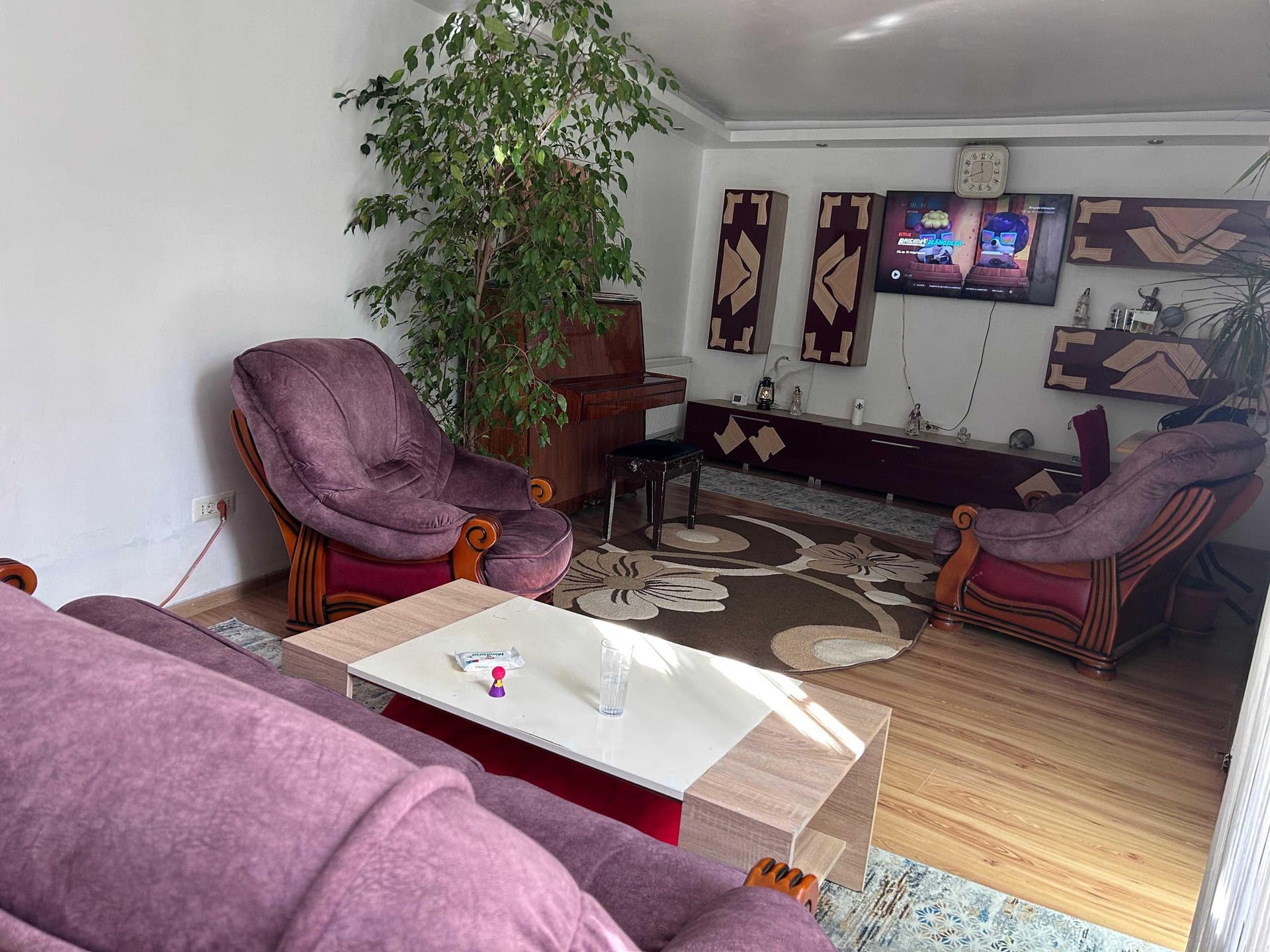 Casă de vânzare – Constanța, zona Stadion, Strada Limanului - imagine 1