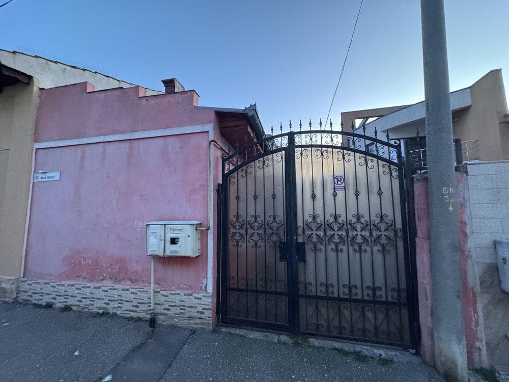 Casa de 115m, 4 camere si 2 bai, 189m curte, Constanta Aleea Remus - imagine 1