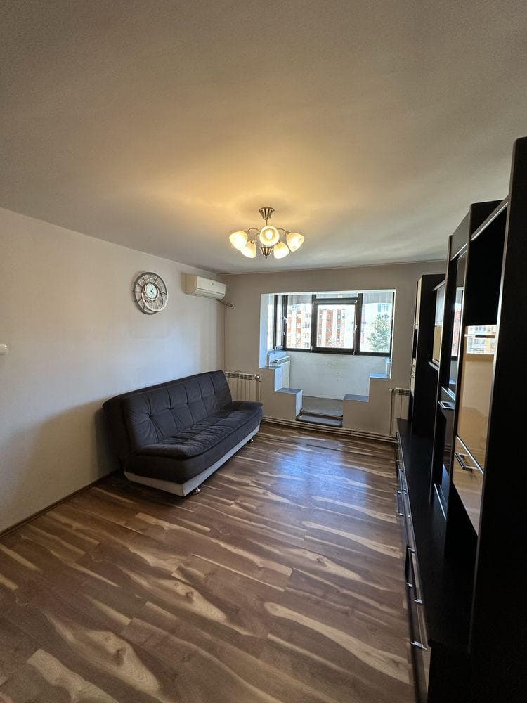 Apartament 2 camere,Mobilat/Utilat,Etaj 3/4,Centrală - imagine 1