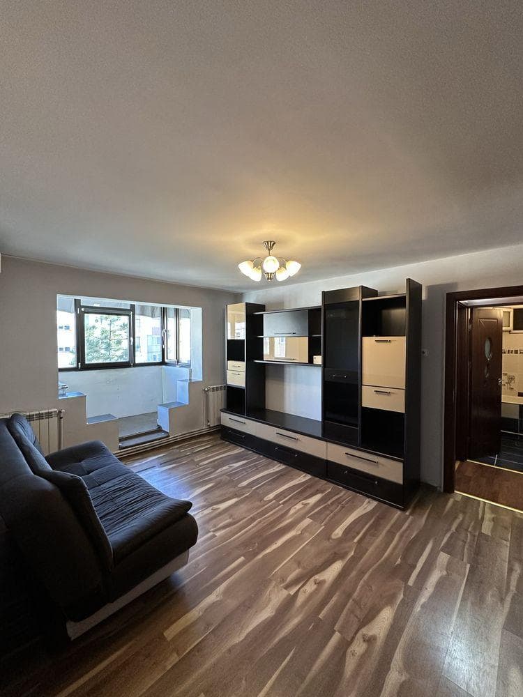 Apartament 2 camere,Craiovita Nouă,Centrala proprie,Etaj 3/4