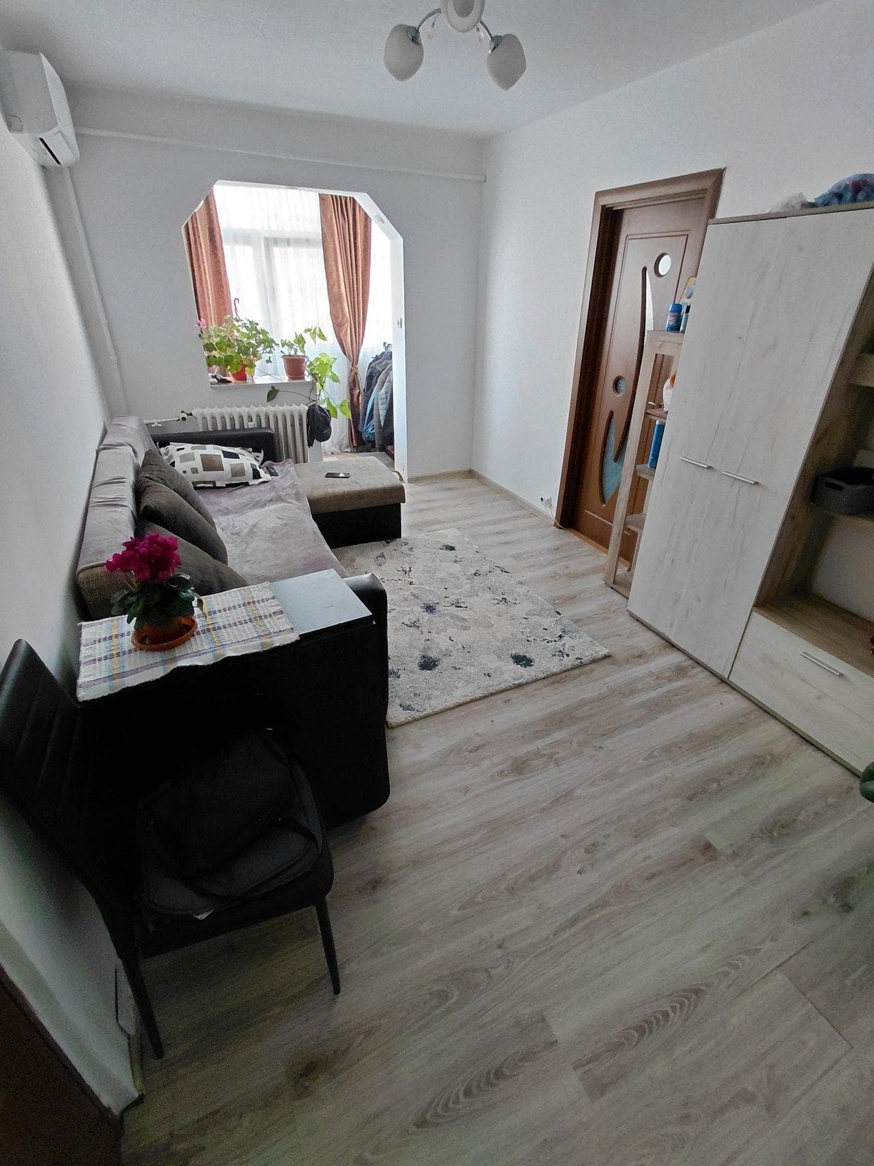 Apartament semidecomandat 39 m crv9 - imagine 1