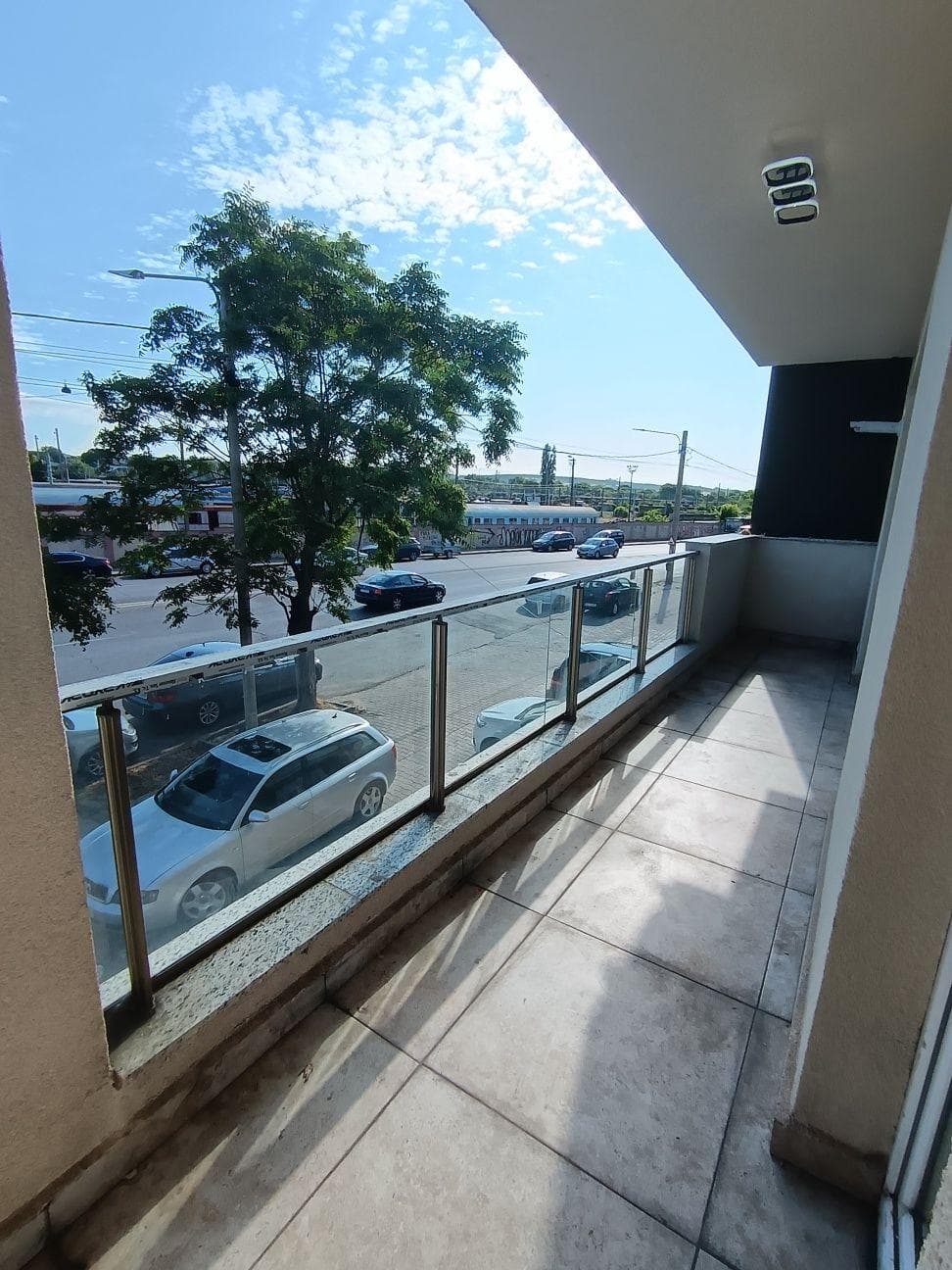 Apartament nou 2 cam Et.1 Rovine Bactiz