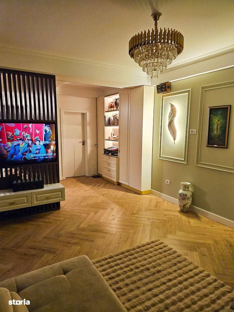 Apartament central semi-smart - imagine 1