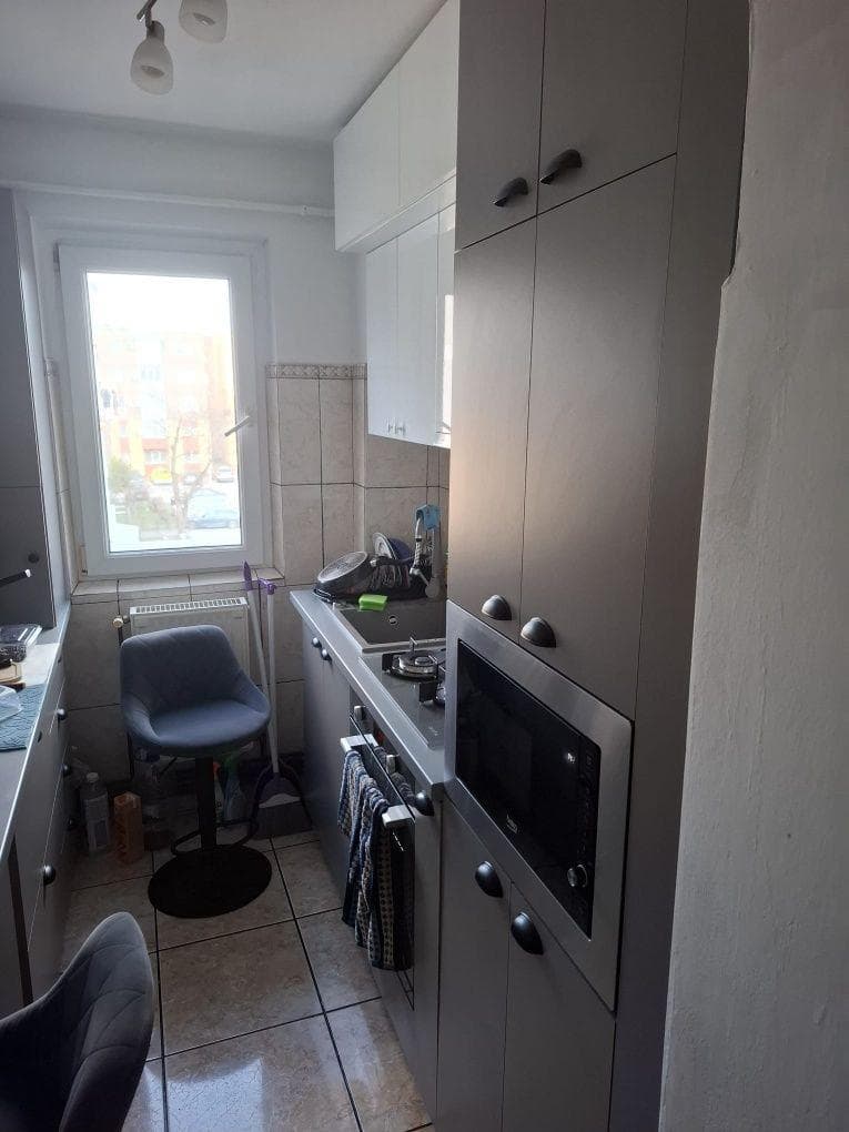 Vând apartament 3 camera craiovita nou