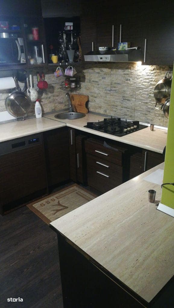 Vand Apartament 3 camere, vedere directă la Parcul Romanescu 1 Mai