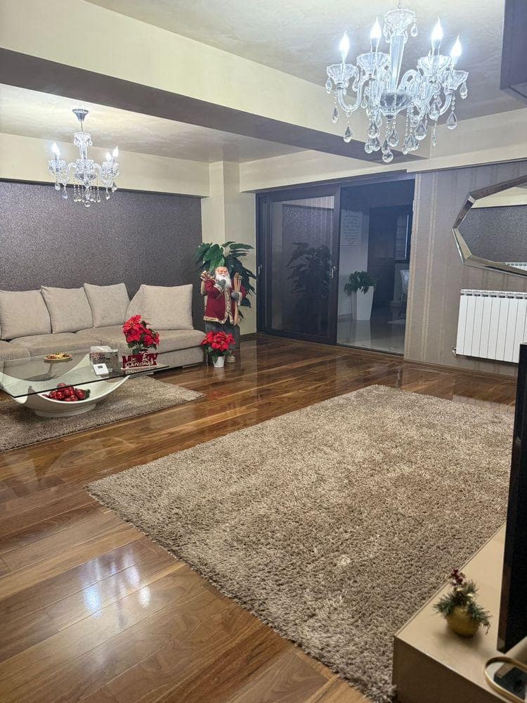 Apartament 3 camere Ultracentral Calea Bucuresti Kfc - imagine 1