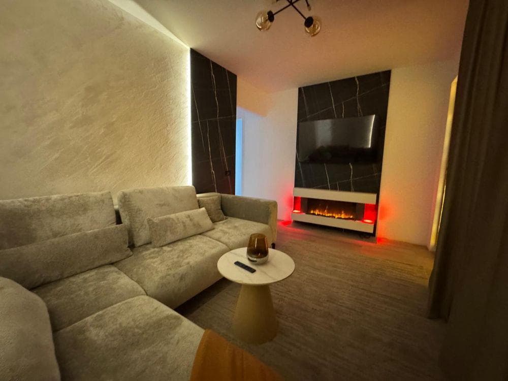 Inchiriez apartament  2 camere Rotonda-Bioclinica Calea Bucuresti