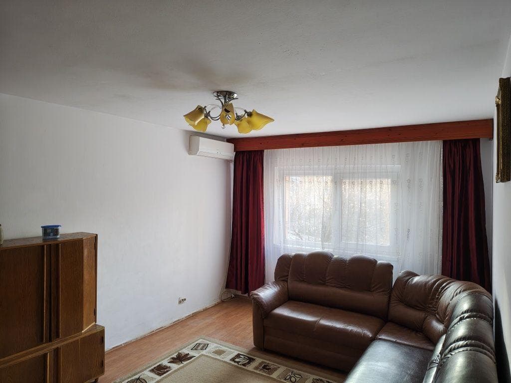 Două camere de închiriat - imagine 1