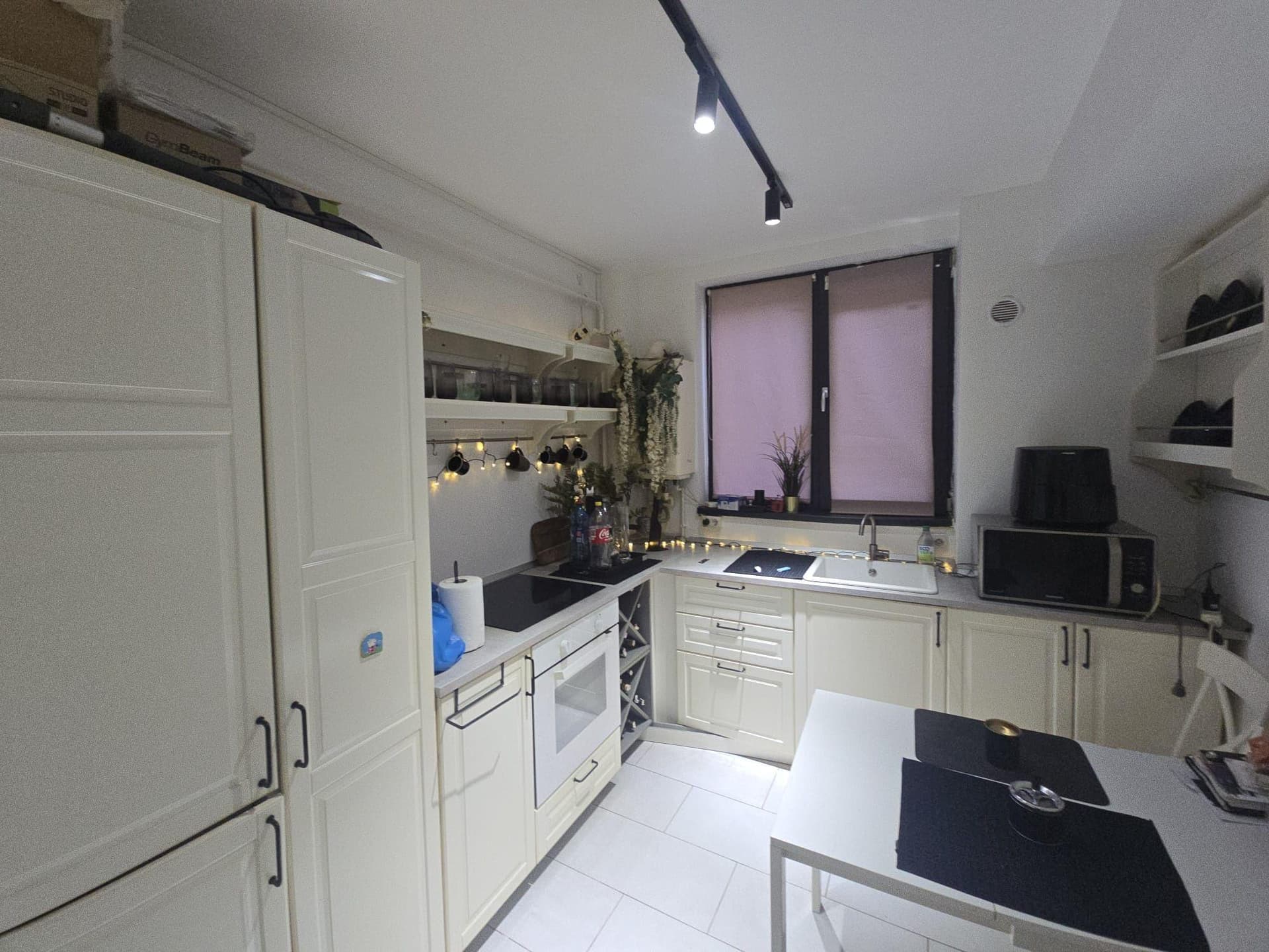 Inchiriez Apartament 2 camere centru