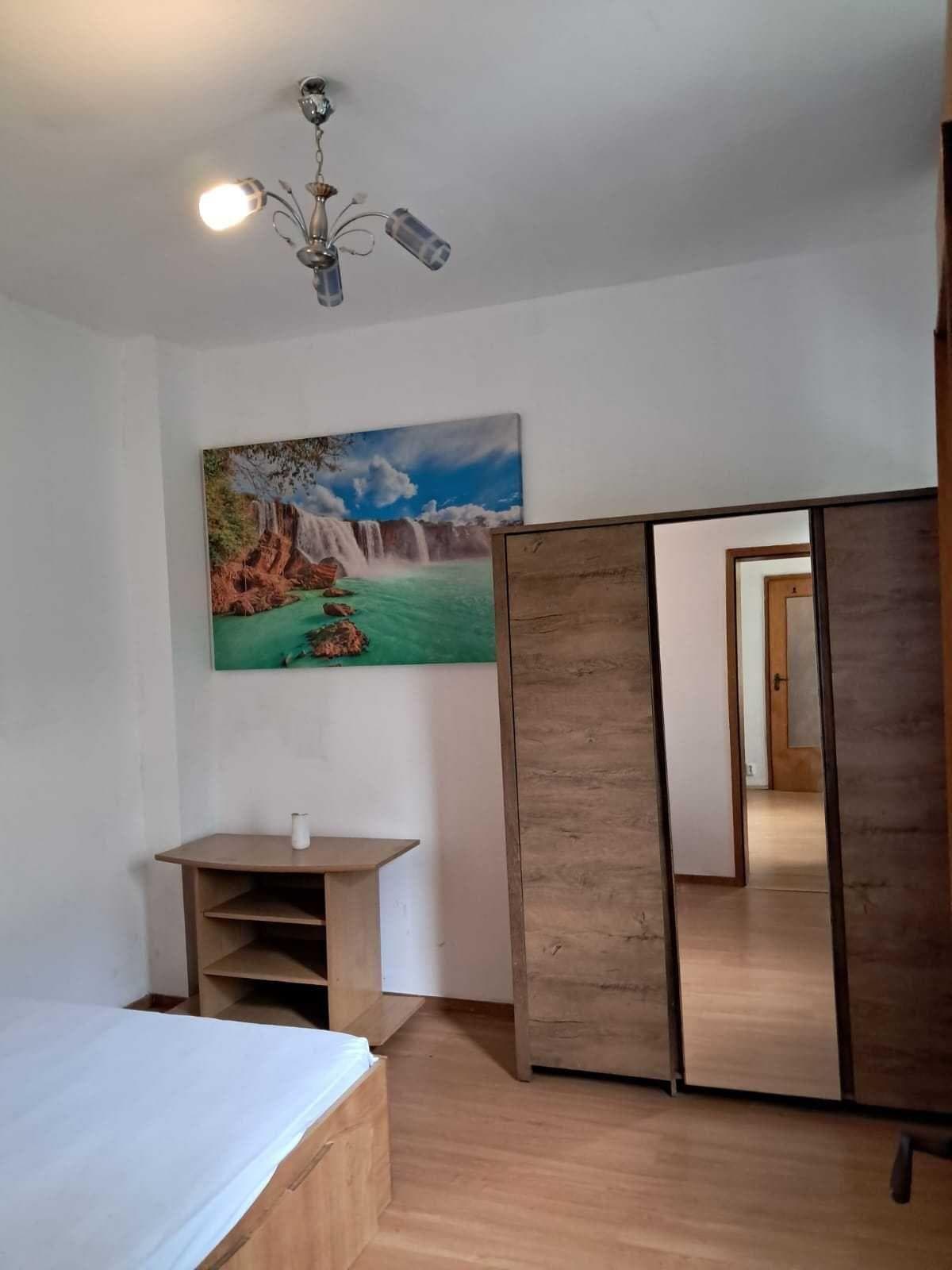 ultracentral craiova apartament la casa  1 Mai Medicina - imagine 1